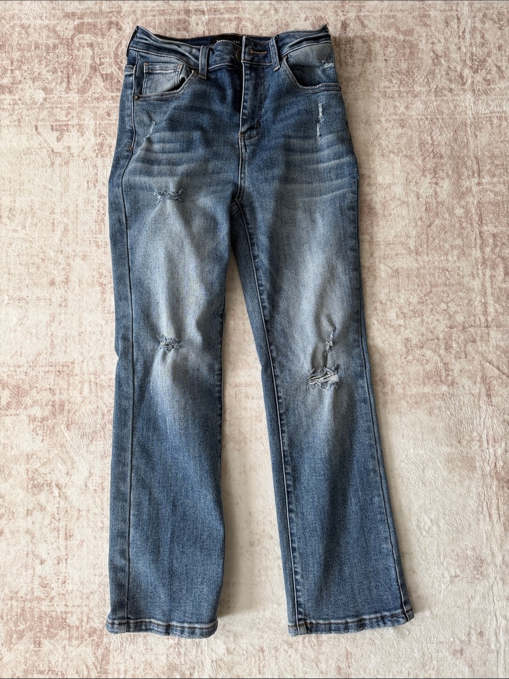 Women's Straight Leg Distressed Jeans - Blue Wash